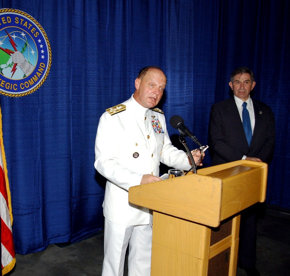 USSTRATCOM Commander, Deputy Defense Secretary Attend Activation Ceremony