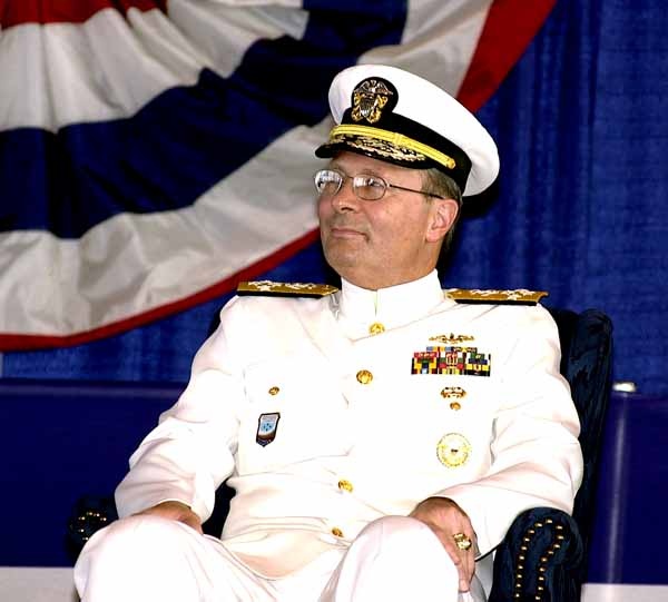 Adm. Giambastiani Assumes Command of U.S. Joint Forces