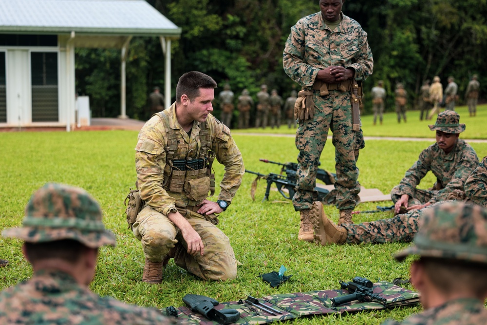 MRF-D 25.3: 3rd Bn., 11th Marines, participates in foreign weapons handling