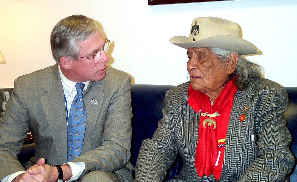 Honoring a Comanche Code Talker: Pentagon Official Meets with Last Surviving WWII Veteran