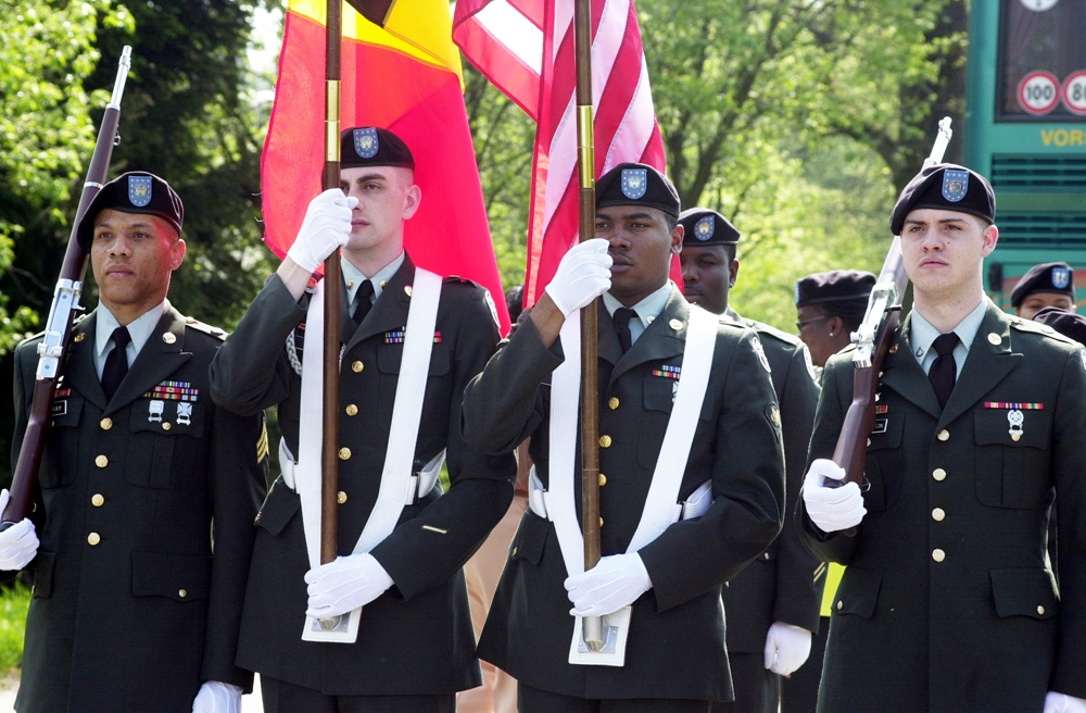U.S. Soldiers Serve as Color Guard for Ceremony Honoring WWII Black Soldiers in Belgium