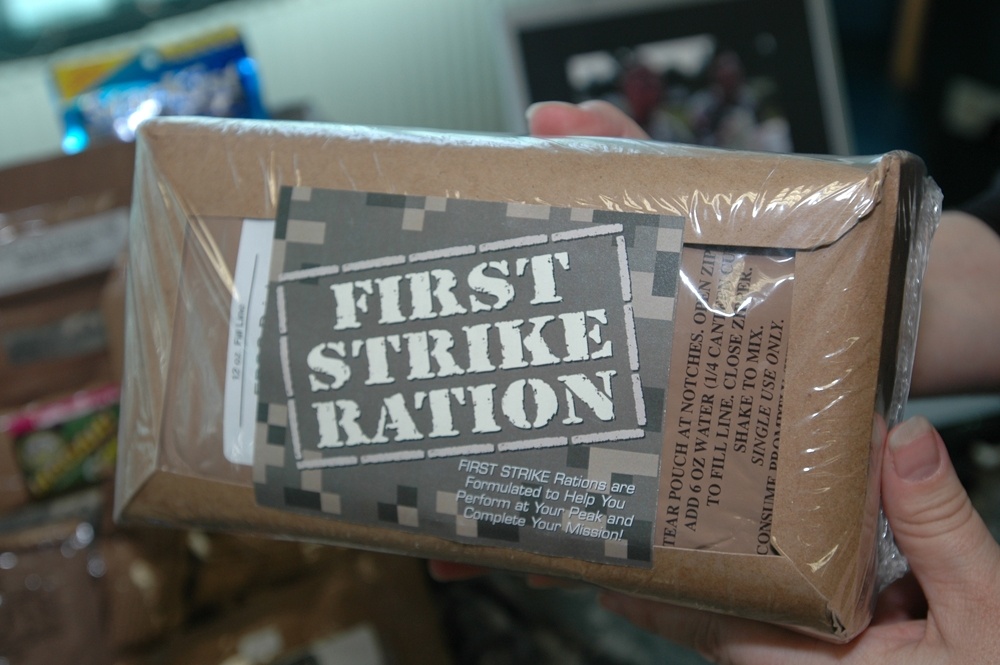 Natick Soldier Center Showcases First Strike Ration at Heidelberg Garrison Dining Facility