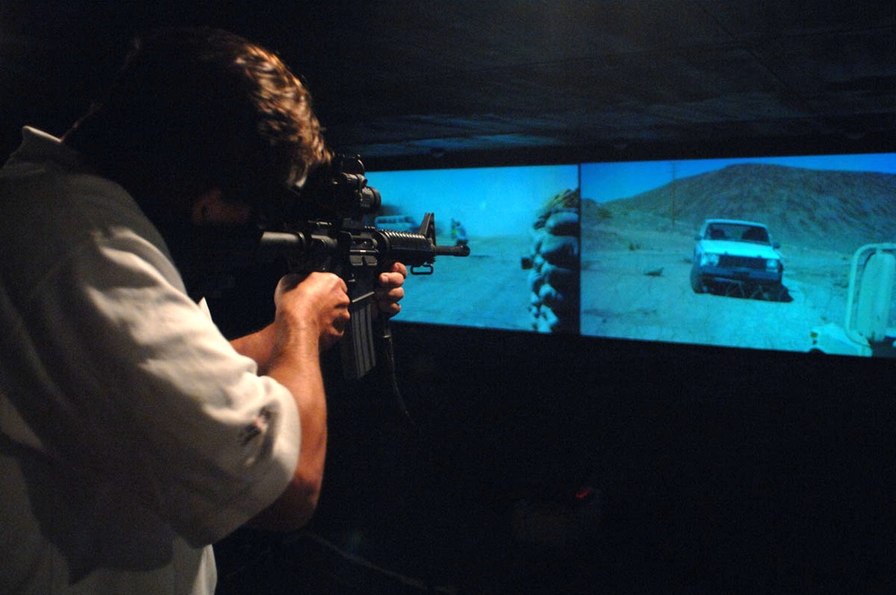 Troops Hone Engagement Skills at Kuwait Training Session