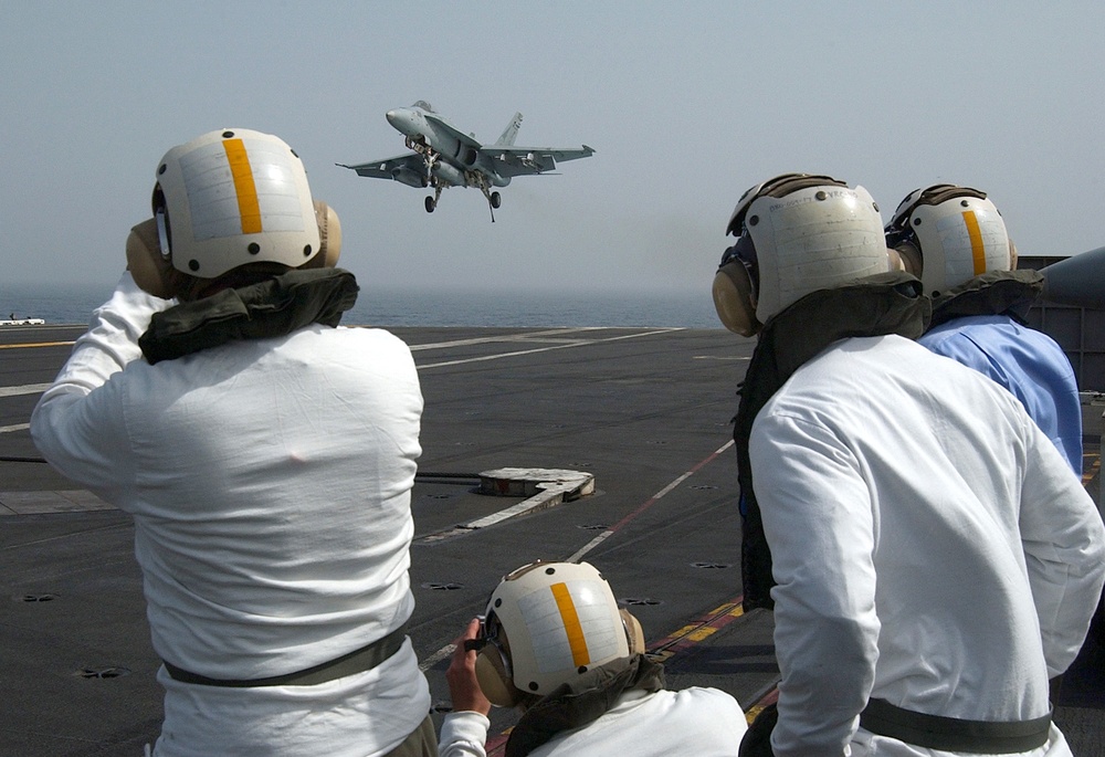 Business, Education Leaders Observe Naval Aviation During Joint Civilian Orientation Conference