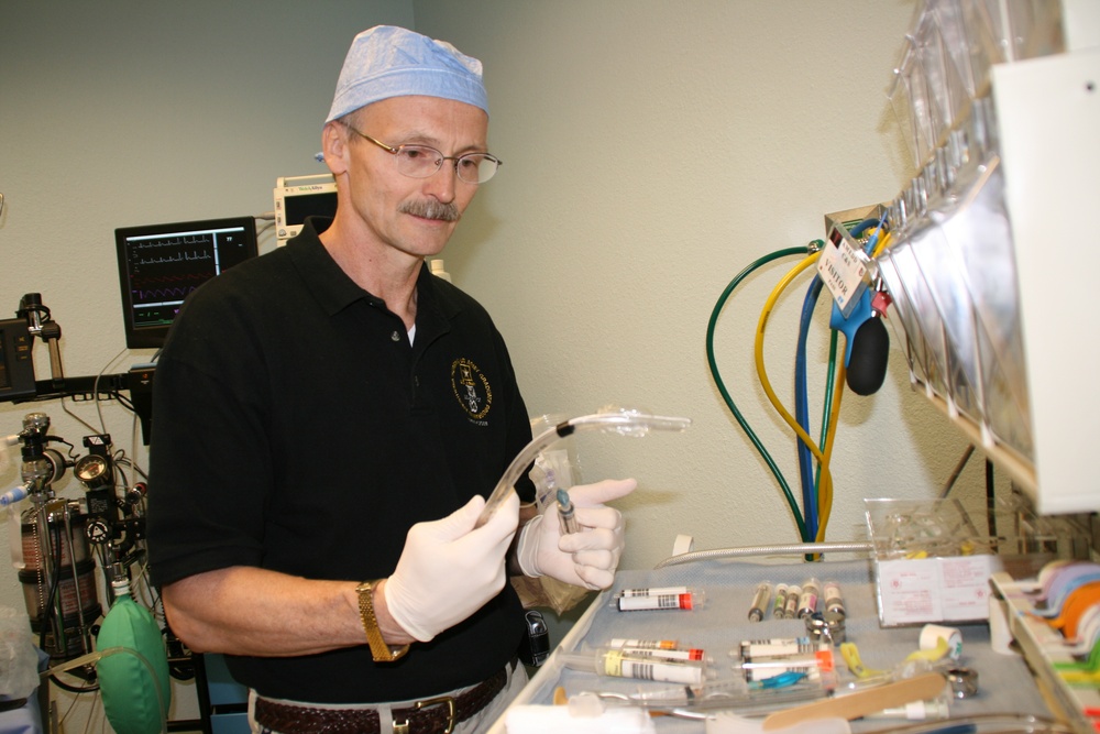 Army Nurse Manages Anesthesia Supplies for VA