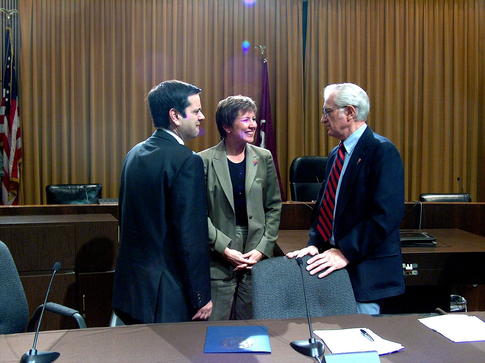 Defense Official Promotes "America Supports You" Program in Arizona