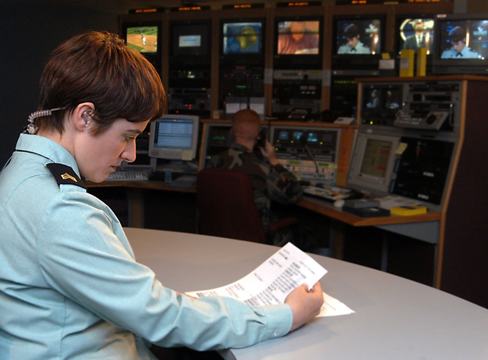 Pentagon Channel Celebrates One Year On Air With Live Broadcast From Joint Service Open House
