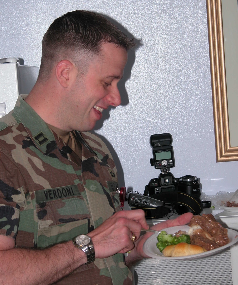Amputee Patients at Walter Reed Prepare Meal for Occupational Therapy Chief