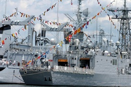 Fleet Week 2005 Brings International Naval Vessels to Staten Island