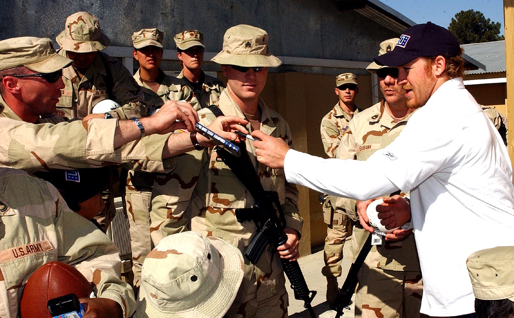 Patriots' Izzo Honors Tillman's Legacy at USO Center Opening in Afghanistan