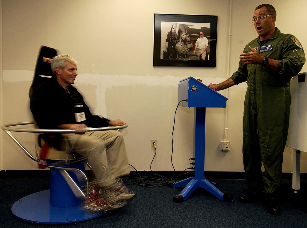 Air Force Physiology Expert Demonstrates Spatial Disorientation for Civilian Leaders