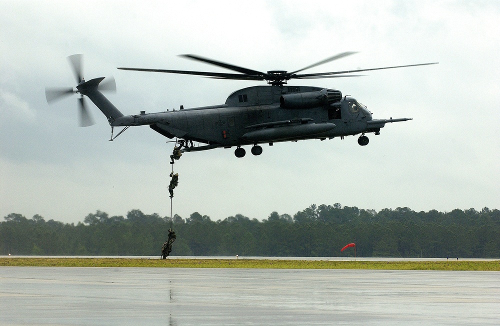 Pararescuemen Demonstrate Fast Rope Technique at Moody Air Force Base