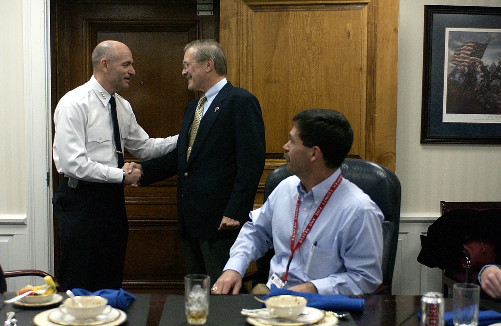 Rumsfeld Thanks NY Fire Chief for Pentagon Visit