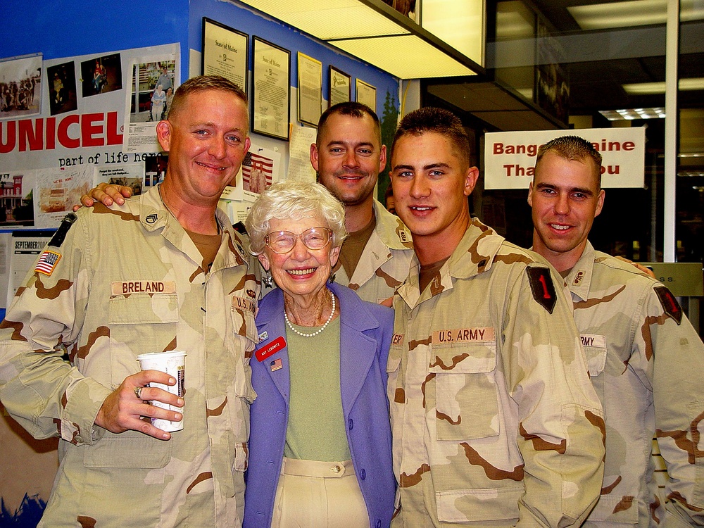 Beloved Troop Greeter 'Miss Kay' Brightens Days of Servicemembers at Bangor Airport
