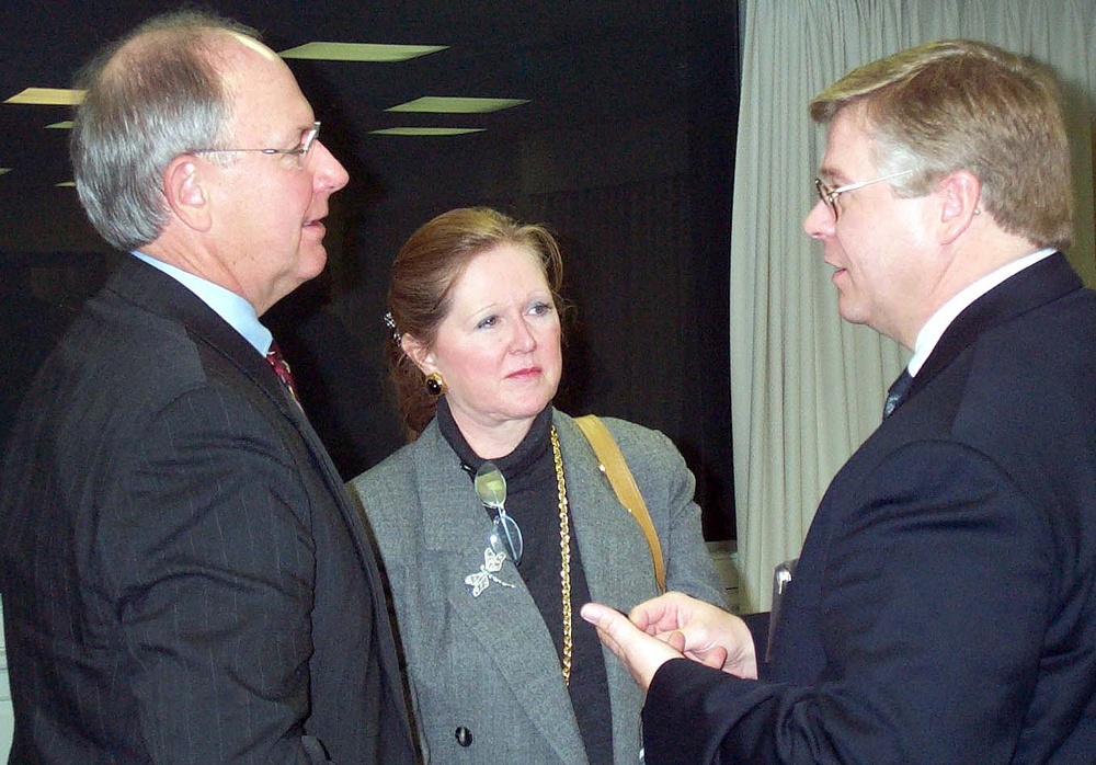 Joint Civilian Orientation Conference Alumni Discuss Defense Issues at Pentagon