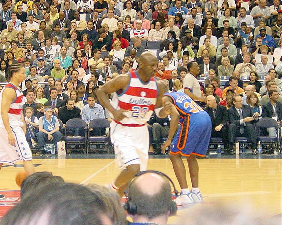 Jordan Captivates Fans in Final Home Game