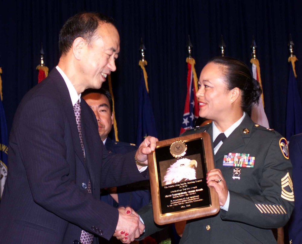 Asian-Pacific American Council Honors Army Reserve NCO