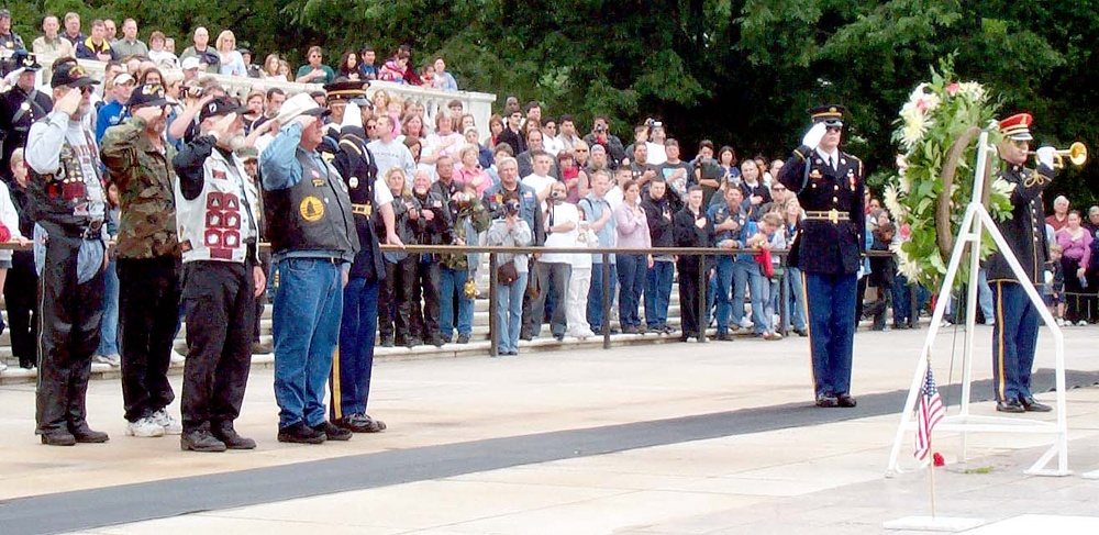 Veterans Honor Fallen Comrades at Rolling Thunder Ceremony
