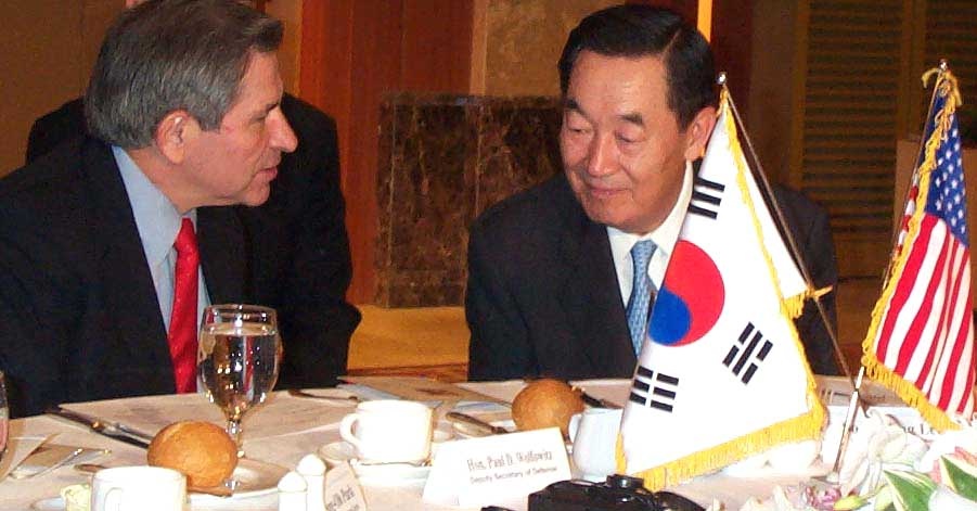 Wolfowitz Meets with South Korean Business Leaders in Seoul