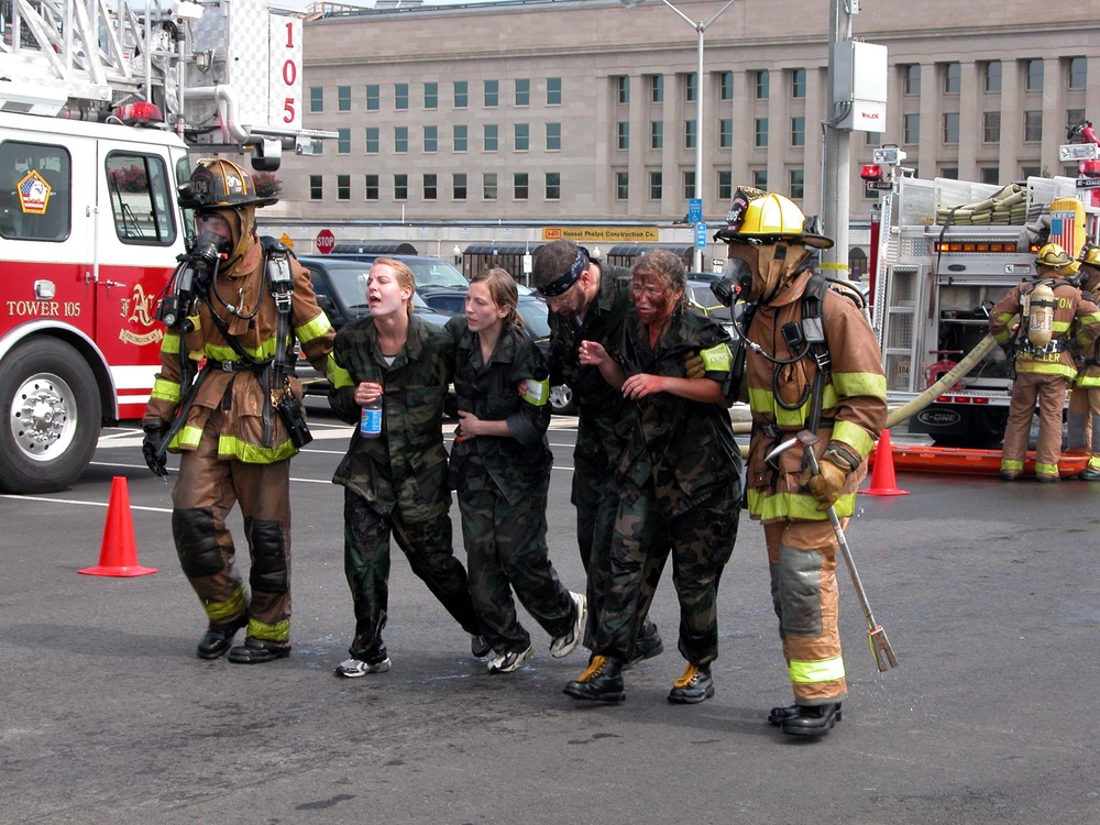 Pentagon Conducts Chemical Attack Response Training