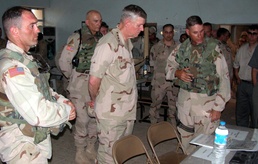 Top Brass Visit Troops in Iraq
