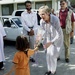Afghan Girl Presents Flowers to Wife of Joint Chiefs Chairman in Kabul