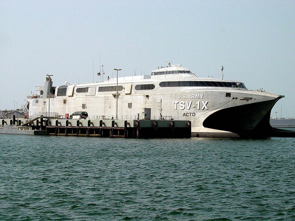 Theater Support Vessel Spearhead Docks at Kuwaiti Naval Base