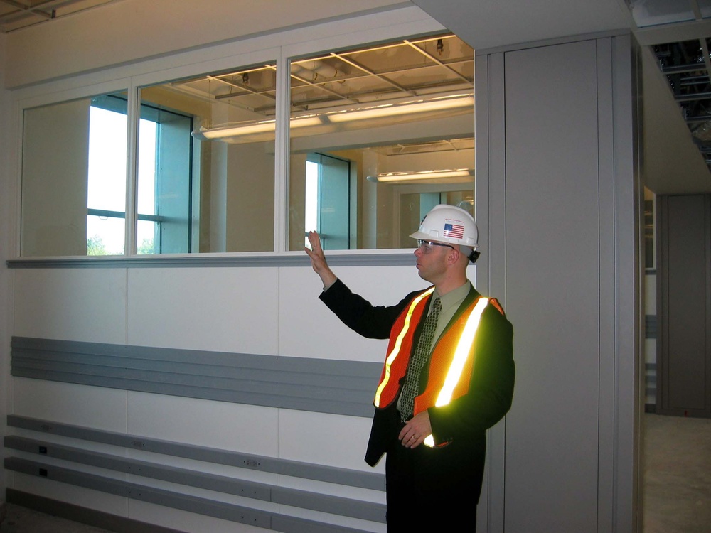 Pentagon Renovation Utilizes 'Smart Walls' to Save Time