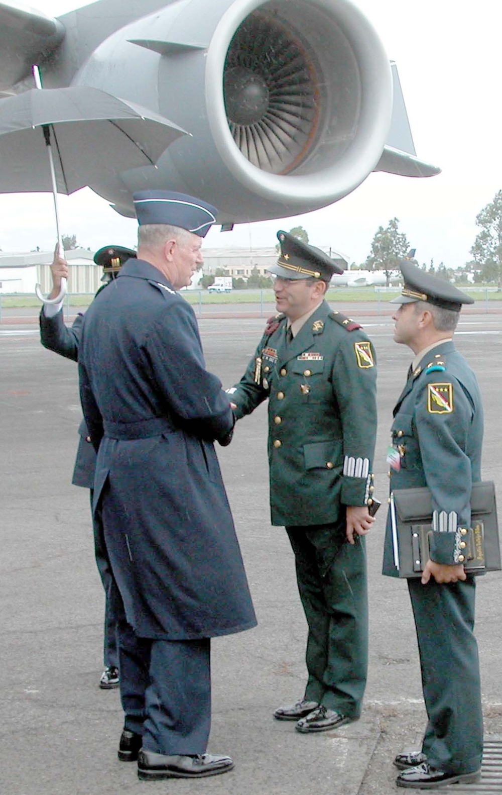 U.S. and Mexican Military Leaders Meet in Mexico City