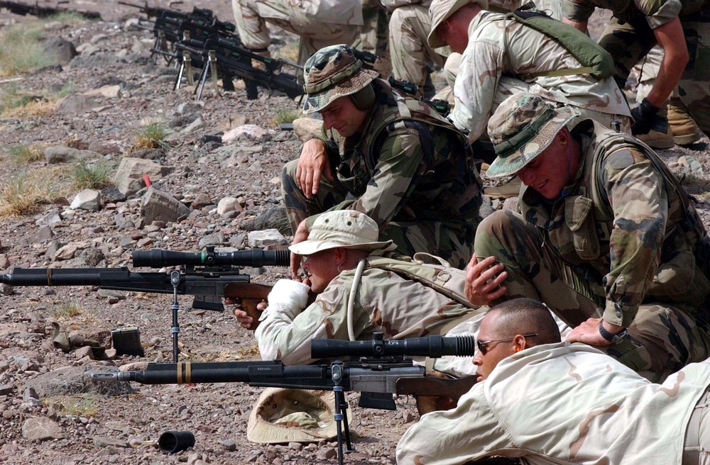 Marines, French Commandos Train Together in Djibouti