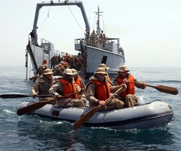 Marines Train with French Foreign Legion in Djibouti
