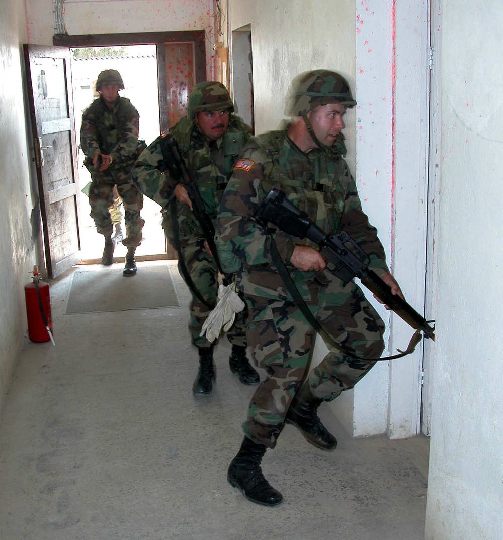 Minnesota National Guard Soldiers Demonstrate Tactics for Joint Chiefs Chairman