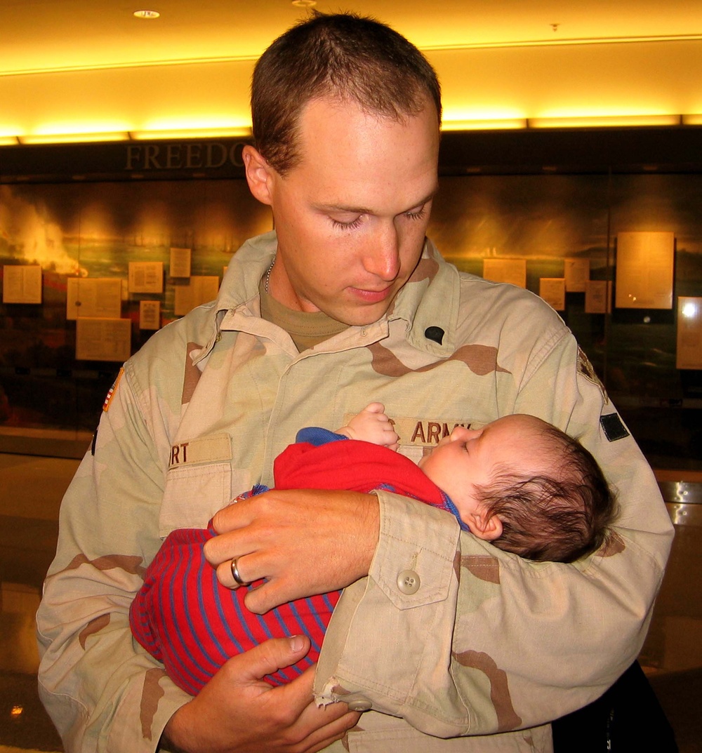 Soldier Meets Newborn Daughter During R&amp;R Leave
