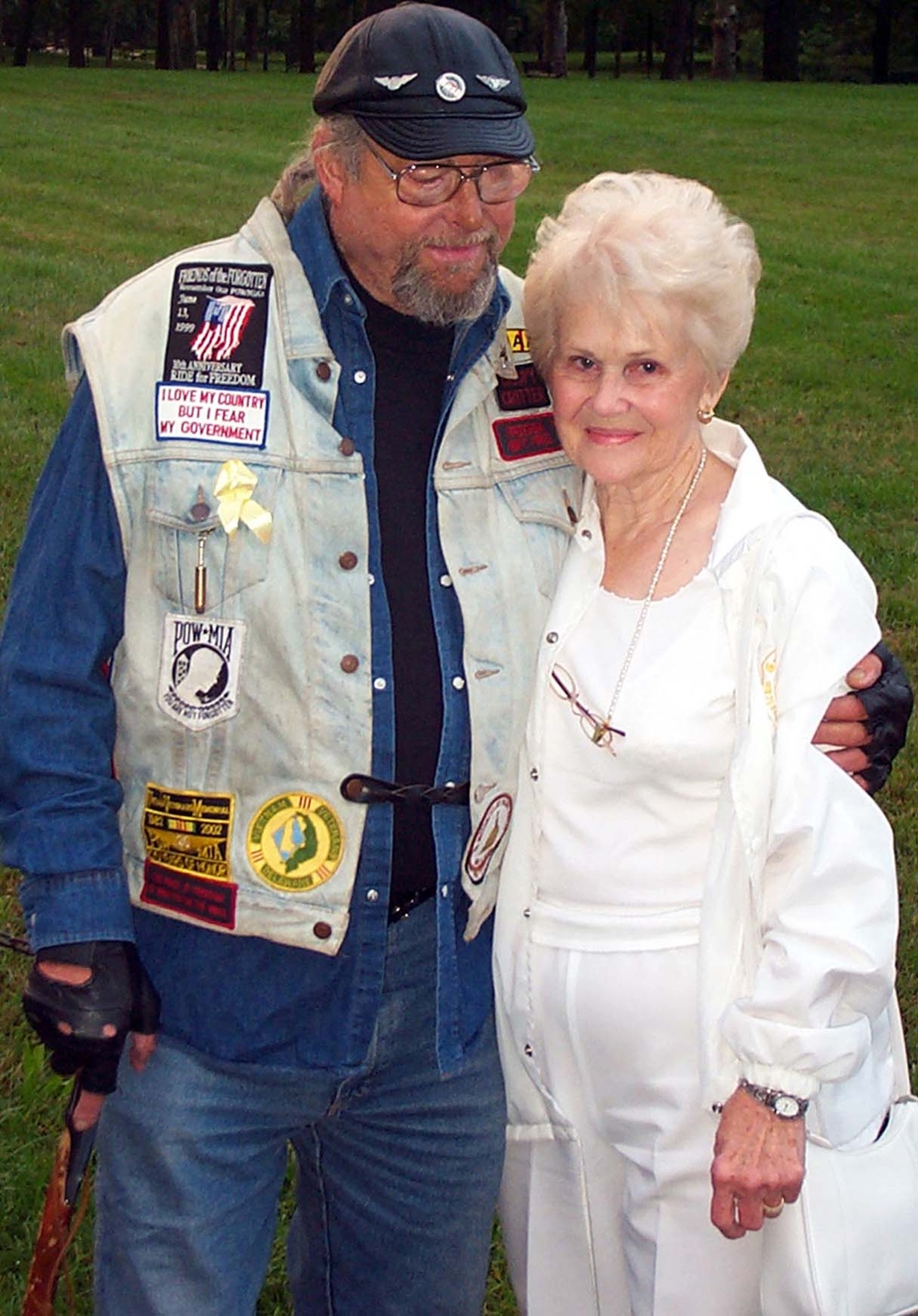 Gold Star Mother Embraced at Vietnam Veterans Memorial