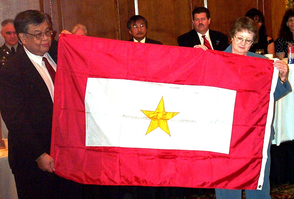 Vietnam Veterans, Gold Star Mother Receive Flag at Annual Banquet
