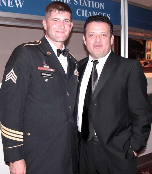 Army Sgt. Honored for Heroic Rescue at USO Gala