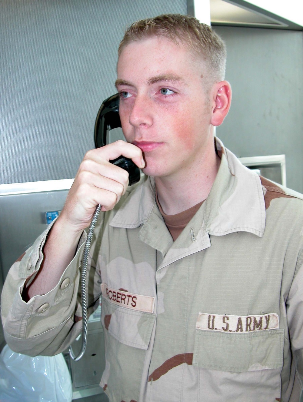 Soldier Reunites with Newborn Daughter During R&amp;R Leave