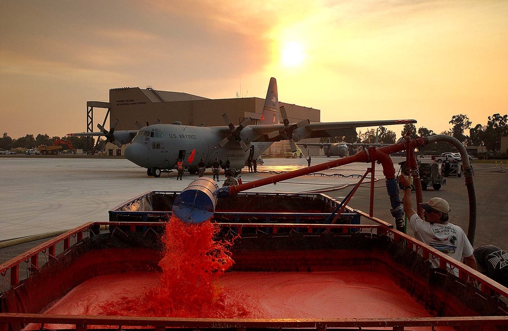 C-130E Fights Simi Fire with Phoschek Retardant