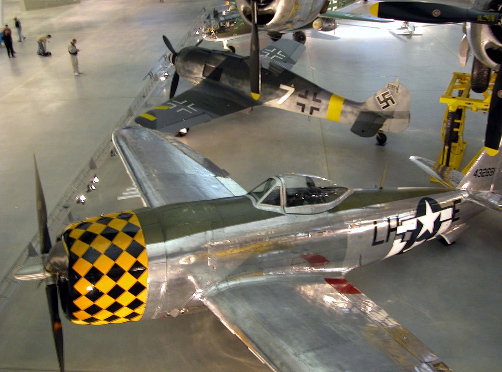 Aerial Rivals on Display at Udvar-Hazy Center