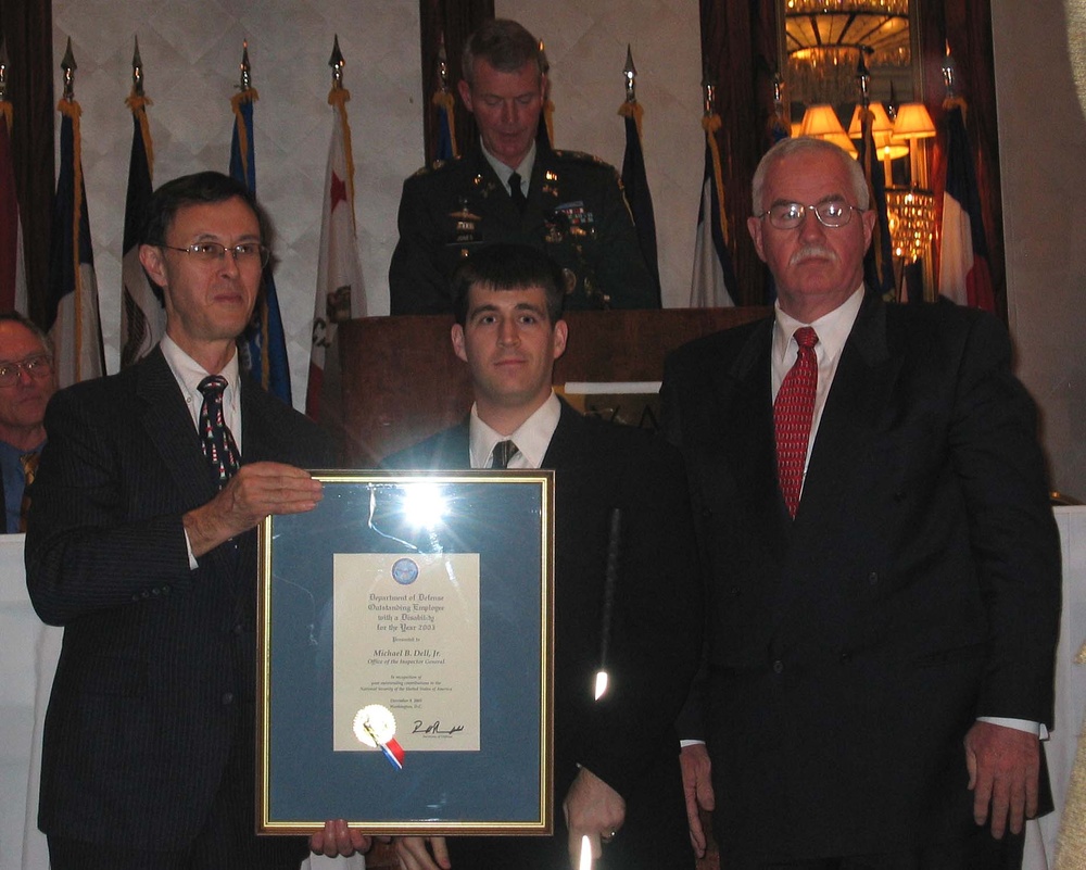 DoD Honors Auditor with Disabilities Award