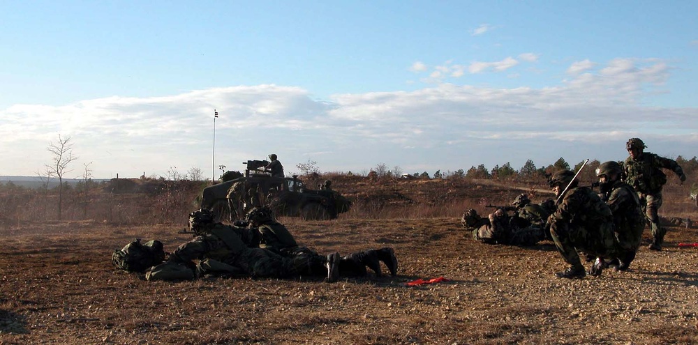 504th Parachute Infantry Regiment Soldiers Train at Fort Bragg