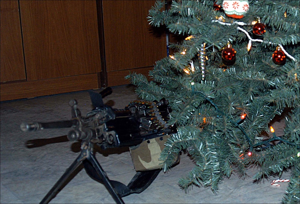 Soldiers Celebrate Christmas in Mosul