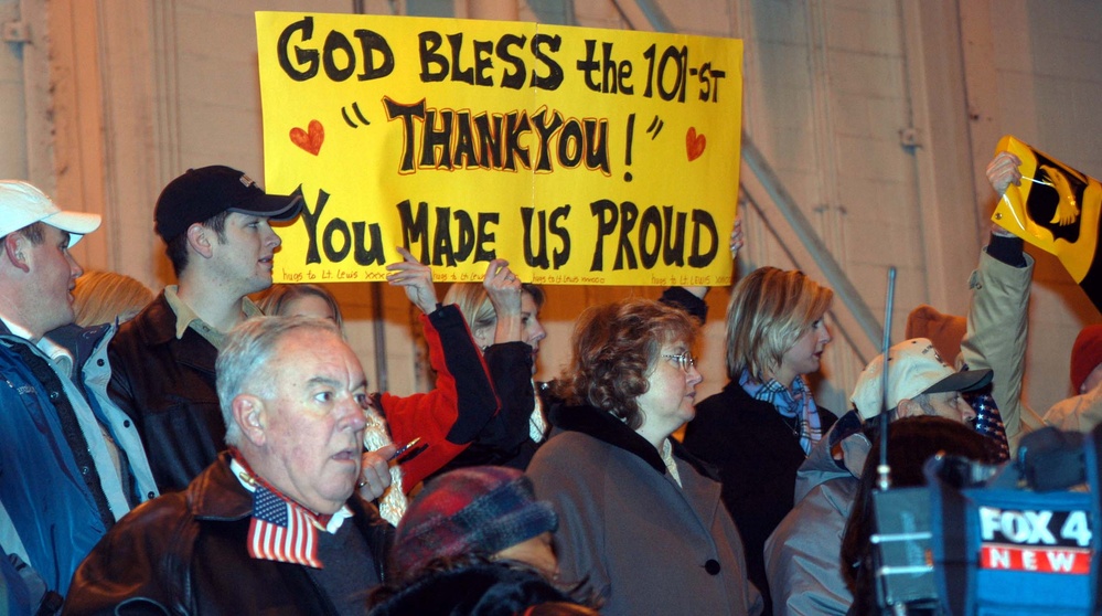 101st Airborne Division Troops Welcomed Home After Year-Long Deployment