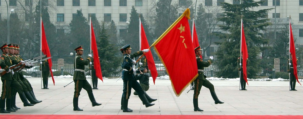 Chinese Honor Guard Welcomes U.S. Military Chief
