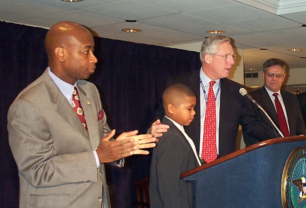 Sixth Grader Wins DoD's MLK Essay Contest