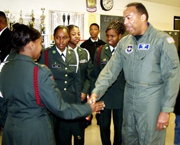 Top Air Force General Meets with High School ROTC Cadets
