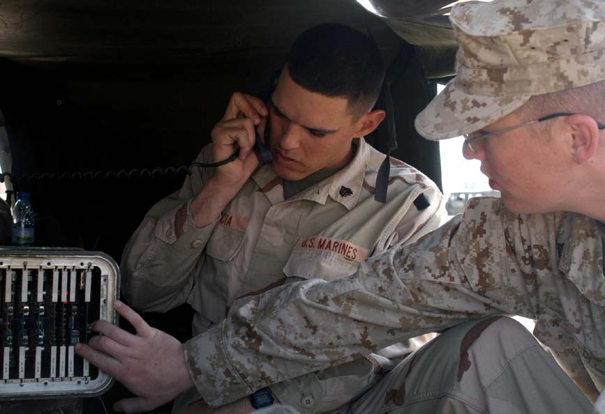 Marines Test Communications Gear in Afghanistan