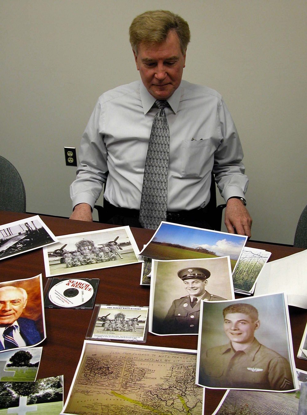 Radio Play Producer Showcases Materials for &quot;The Albert Macuch Story&quot;