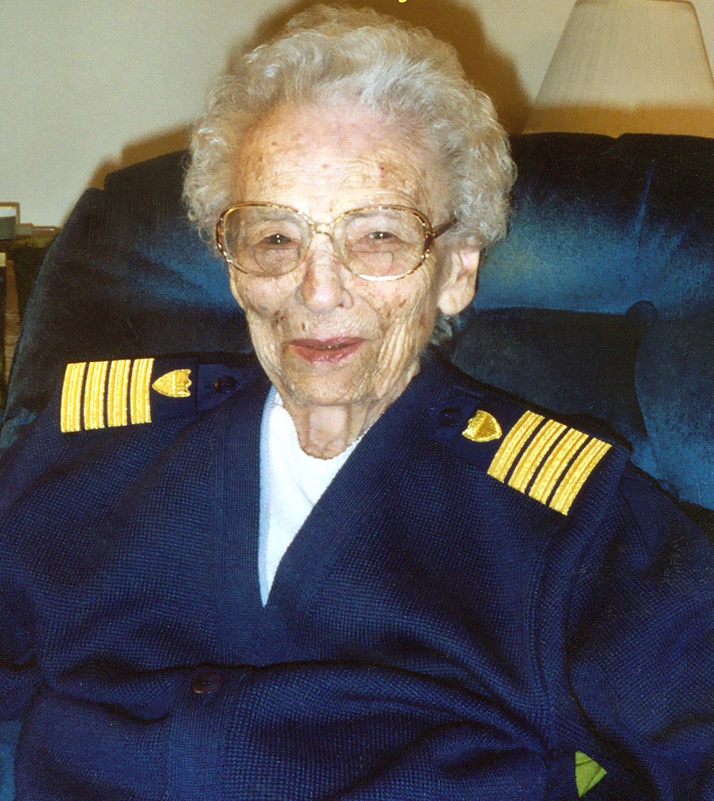 105-Year-Old SPAR Pioneer Dorothy Stratton Celebrates Birthday in Coast Guard Uniform