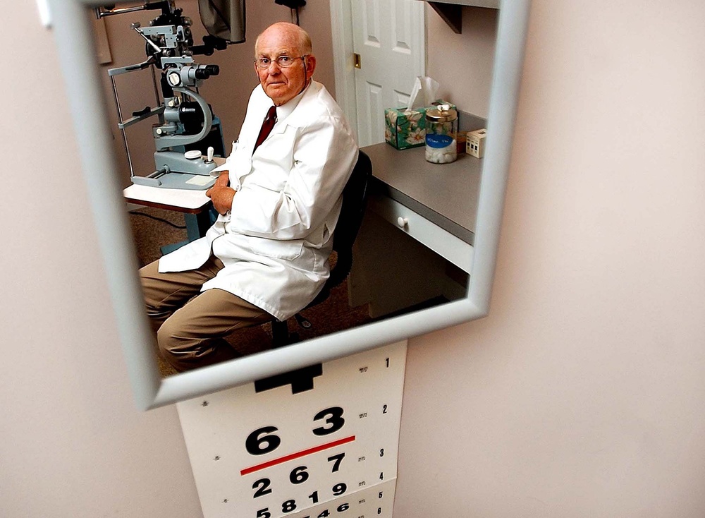 Retired Army Lt. Col. Reopens Medical Practice to Serve in Iraq